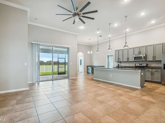 3rd image of 34024R Laughing Oak Dr