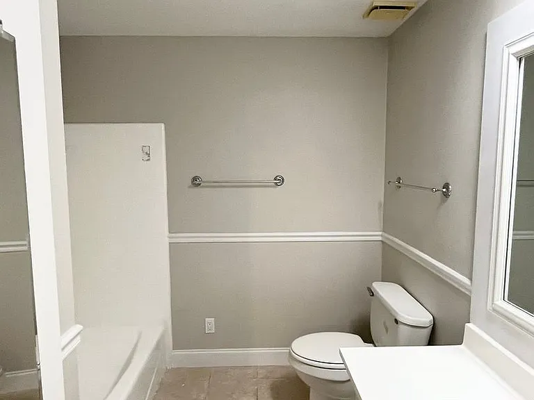455 Mall Blvd #69 — Photo 18
