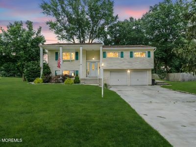 9 Warren Drive, Aberdeen, NJ, 07747