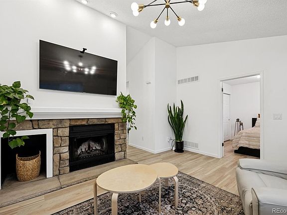 5th image of 4720 S Dudley Street #1