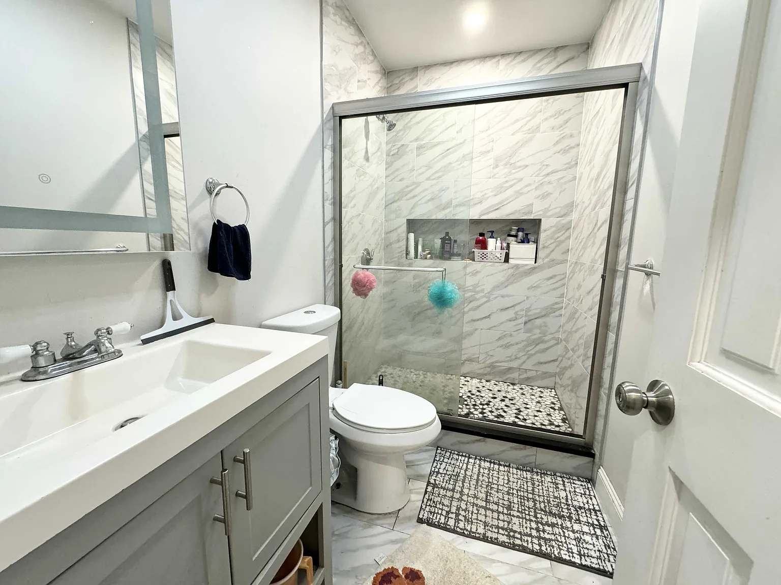 4 bed, $4,000 — Photo 3