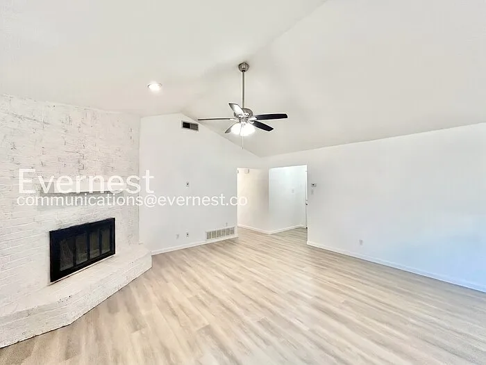 1800 Heidelberg Dr — Photo 6