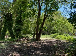 211 Sunset Pl, Willow Creek, CA 95573