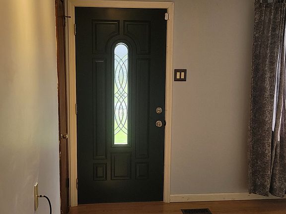 4th image of 8540 Baron Dr