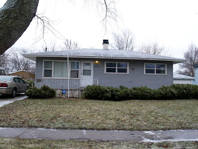 1st image of 22431 Strassburg Ave