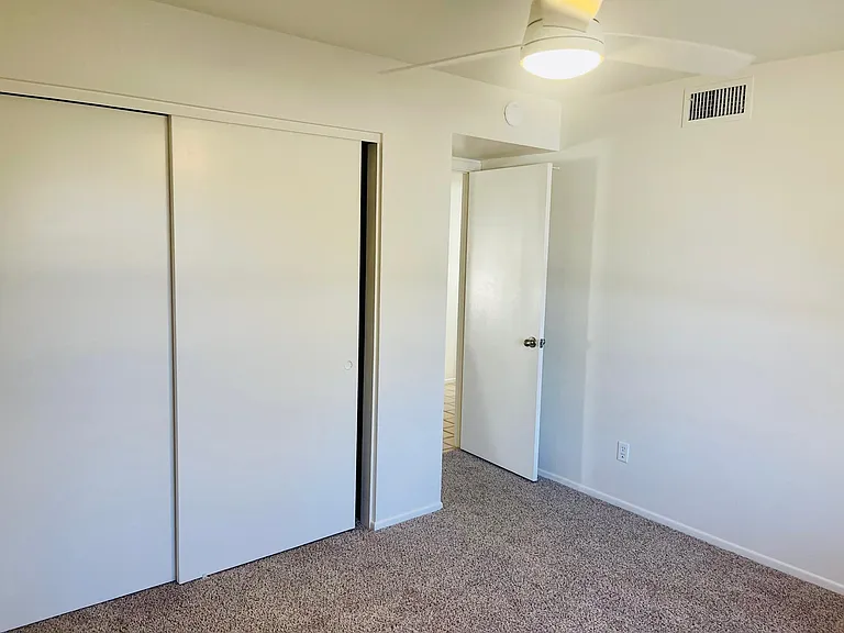 5141 E Blanche Dr — Photo 10