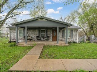 2448 Glasgow Rd, Bowling Green, KY 42101