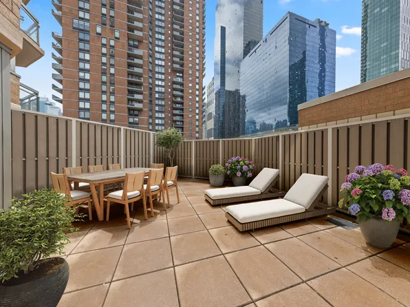 500 West 43rd Street 3C image 1 of 8