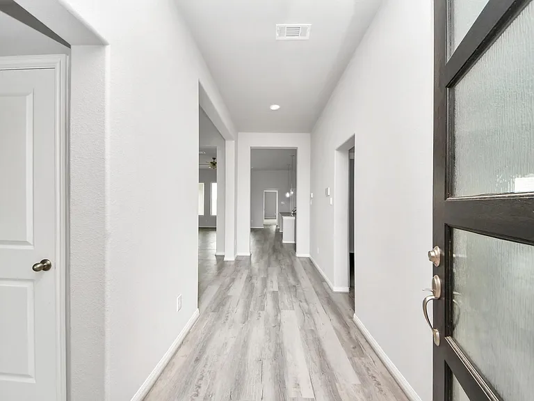 859 Sarasota Shore Dr — Photo 8