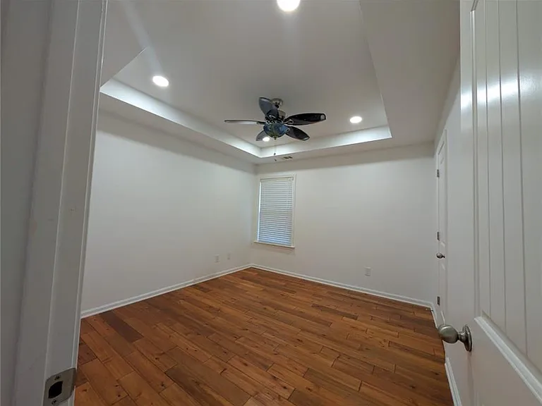 2545 Manor Vw — Photo 13