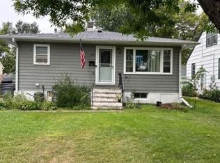 1017 9th St N, Moorhead, MN 56560