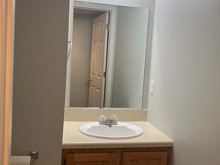 1789 Park Trl NE — Photo 35