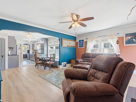 5th image of 407 N 8th St
