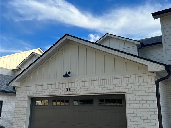 512 Old Lovers Ln #211, Bowling Green, KY 42103