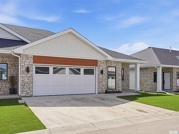 2nd image of 720 Brighton Boulevard #20