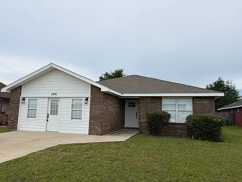 2405 Bay Ct Photo 1