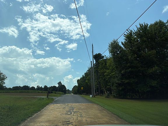 4th image of 1711 McCurdy Loop Rd E