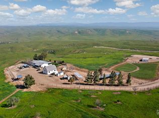 472 Eaglecrest Rd, Bakersfield, CA 93308