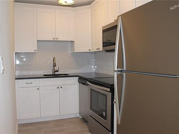4th image of 4312 Seagrape Dr APT 3