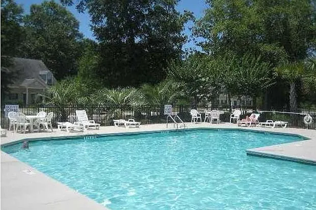 2 bed, 2.5 bath, 1437 sqft, $2,500 — Photo 3