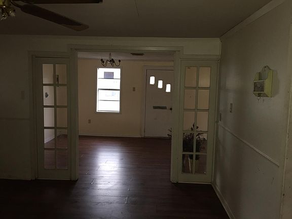4th image of 628 N Louis St