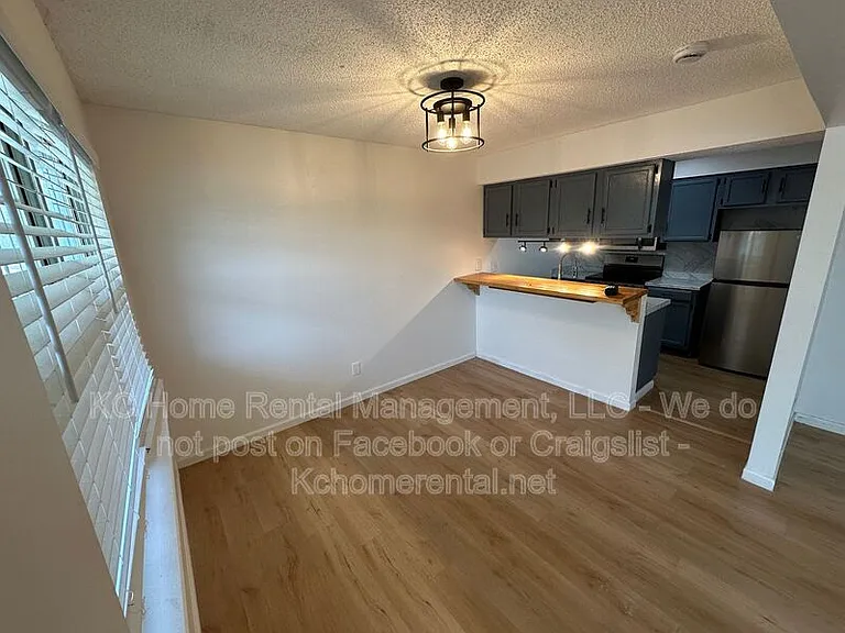 300 Osage St #A — Photo 10