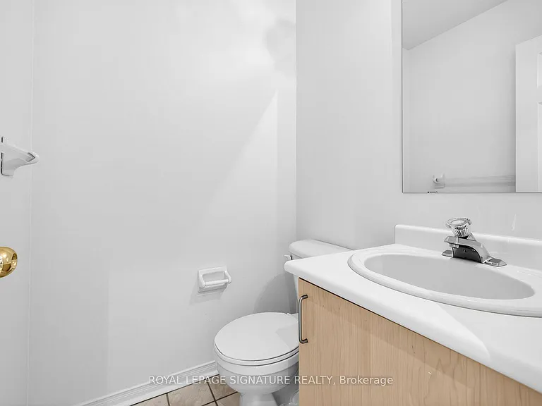 29 Coburg Cres — Photo 5