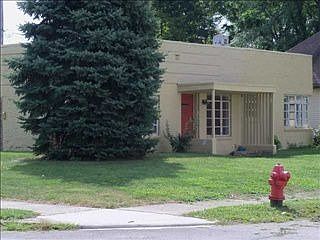 2nd image of 703 E 21st St