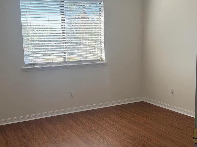 401 Honeycomb Way — Photo 29