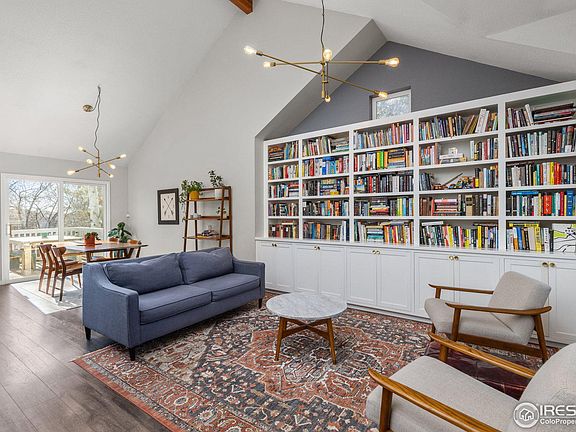 4th image of 554 W Spruce Way