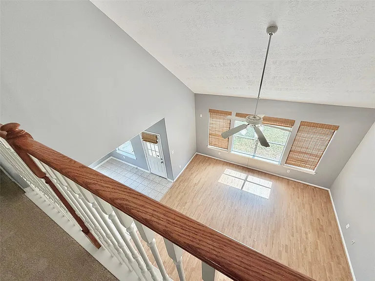 24327 Lanning Dr — Photo 22