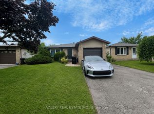 73 Hickling Trl, Barrie, ON L4M5S7