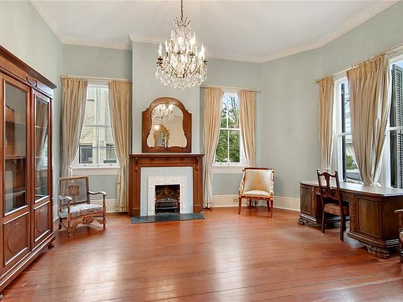 4th image of 1514 Valmont St