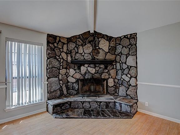 5th image of 134 Destrehan Dr