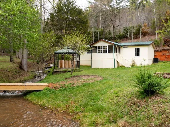 349 Kirby Ln, Murphy, NC 28906