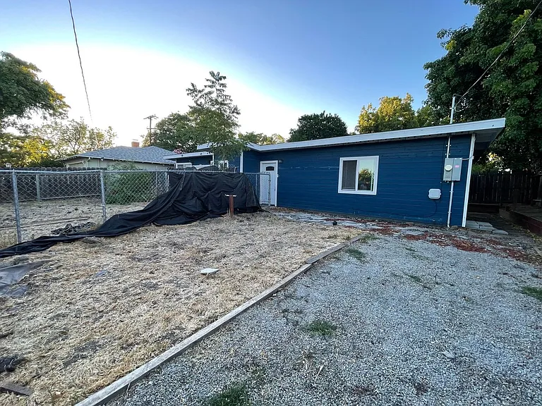 199 Bart Ave #A — Photo 12