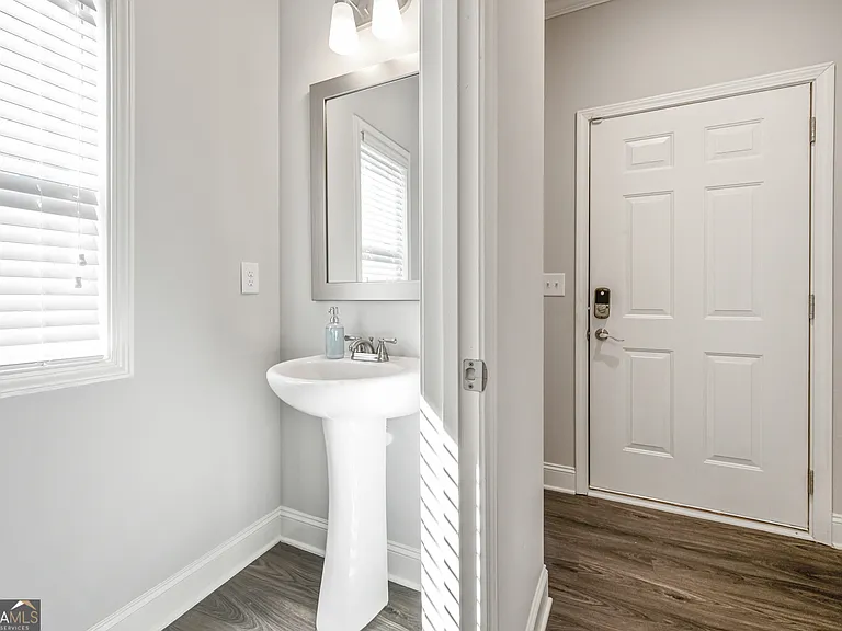 2059 Pinnacle Walk Dr — Photo 6
