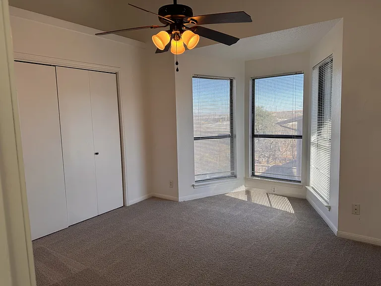 UNIT 521 BEDROOM 1 with alcove