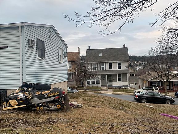 5th image of 204 Lehigh Ave