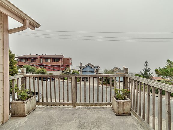 Front Deck off Living Room