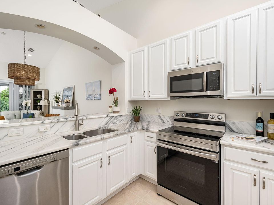 1st image of 1639 Baseline Lane #1639