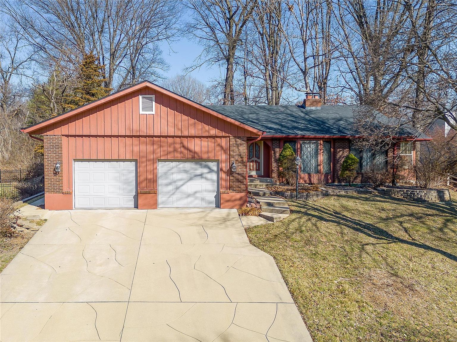 2015 Raintree Trl, Collinsville, IL 62234 Zillow