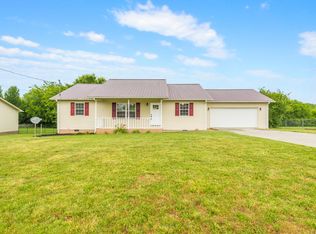492 Tyler Dr, Dandridge, TN 37725