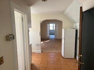 42 W 46th St #3, Bayonne, NJ 07002
