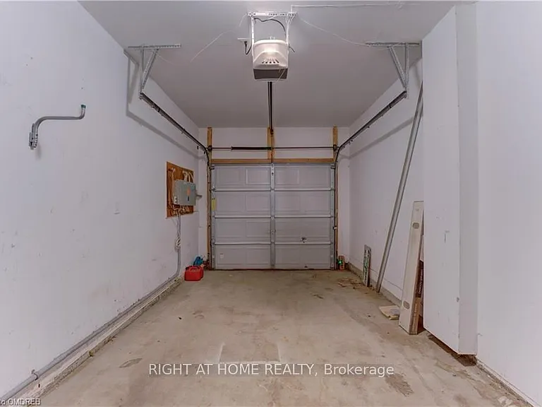 20 McConkey Cres #60 — Photo 18