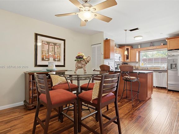 5th image of 2321 SW 81st Ter #5