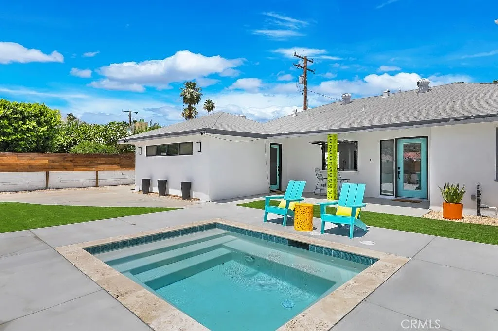 3 bed, 1699 sqft, $3,770 — Photo 1