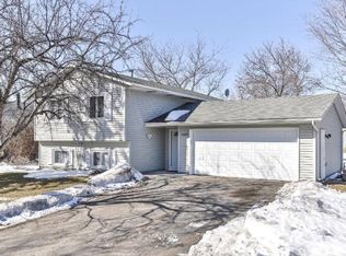 6548 Idsen Ave S, Cottage Grove, MN 55016