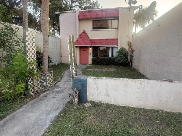 589 Glendale Ave, Lehigh Acres, FL 33936