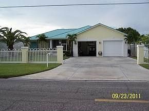 1st image of 2042 Hunter Rd